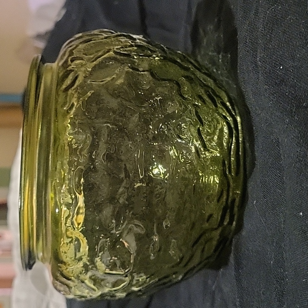 E.O. Brody Crinkle Cut glass vase green. No call outs. Stunning vase.